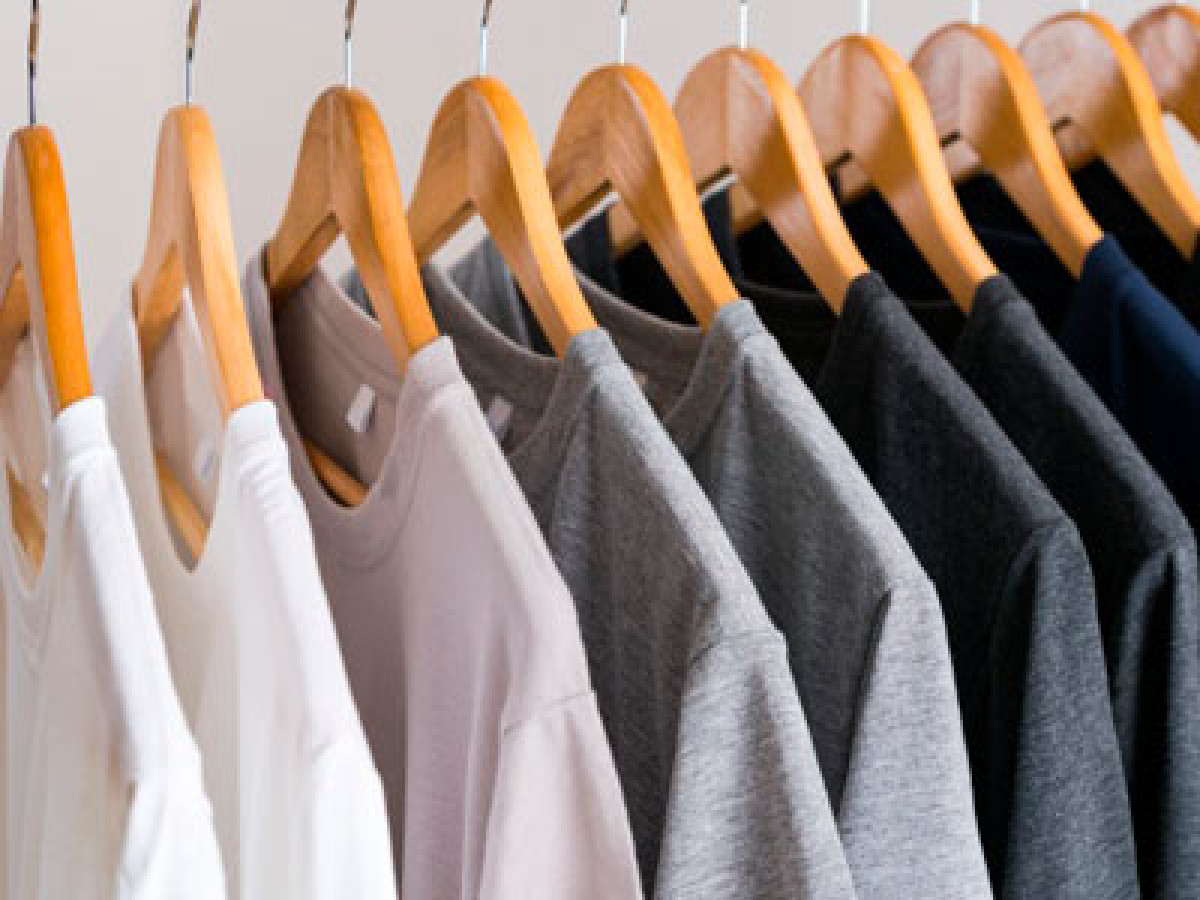 How to choose and buy a T-shirt in Baku?